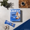 Quest Nutrition, протеиновый батончик, хрустящий пирог с голубикой, 12 батончиков по 60 г (2,12 унции)
