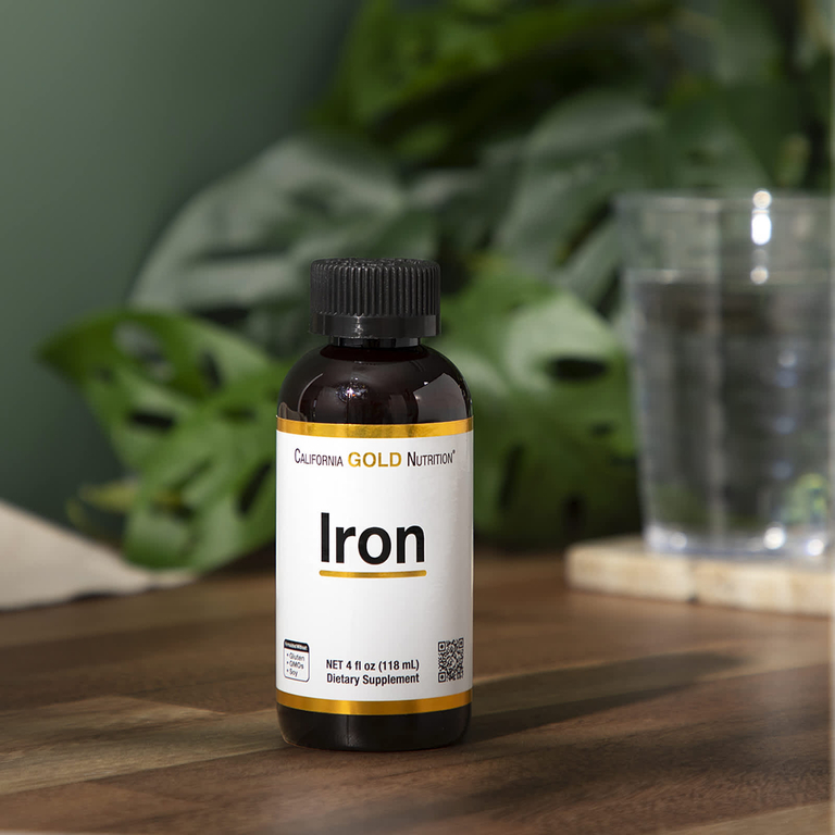 California Gold Nutrition, железо в виде хелатного бисглицината железа с корнем щавеля курчавого, 118 мл (4 жидк. унции)