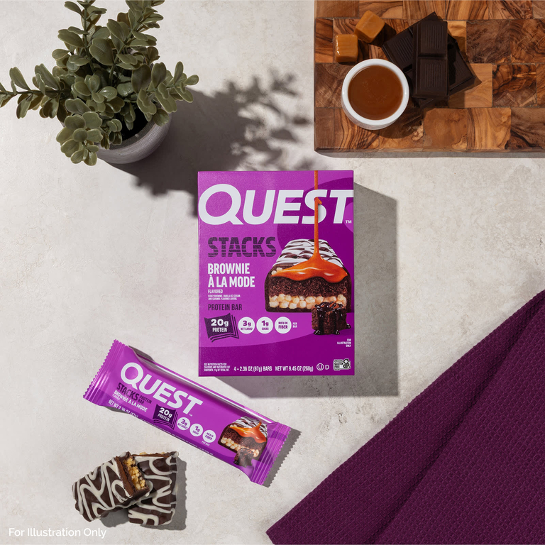 Quest Nutrition, Stacks, протеиновый батончик, брауни A La Mode, 4 батончика по 67 г (2,36 унции)