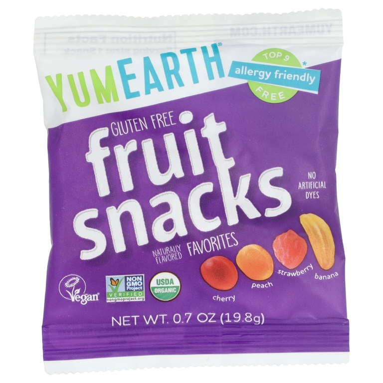 YumEarth, фруктовые снеки без глютена, ассорти любимых вкусов, 10 упаковок по 19,8 г (0,7 унции)